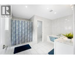 300 SHOREVIEW CIRCLE - 31