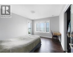 300 SHOREVIEW CIRCLE - 33