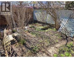 1126 LOUIS AVENUE - 35