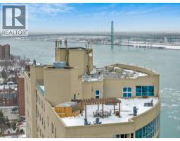 1225 RIVERSIDE DRIVE West UnitNo. 703 - 10