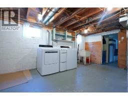 3736 VAUGHAN - 29