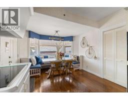 2203 VICTORIA - 20