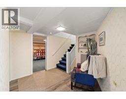 2203 VICTORIA - 29