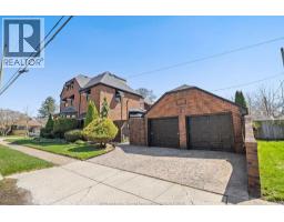 2203 VICTORIA - 49