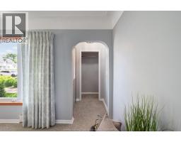 108 Erie STREET South - 12