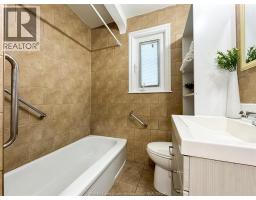 2628 RANDOLPH - 11