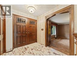 3696 Huntington AVENUE - 4
