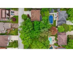 3696 Huntington AVENUE - 50