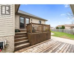 7 Beniuk COURT - 34