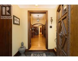 2032 WILLISTEAD CRESCENT - 12