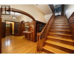 2032 WILLISTEAD CRESCENT - 29
