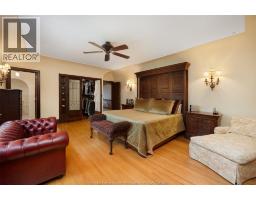 2032 WILLISTEAD CRESCENT - 32