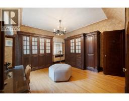 2032 WILLISTEAD CRESCENT - 36