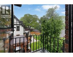 2032 WILLISTEAD CRESCENT - 44