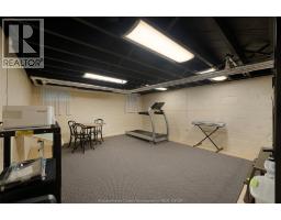 2032 WILLISTEAD CRESCENT - 48