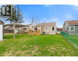 2228 Elsmere AVENUE - 30