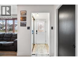 2228 Elsmere AVENUE - 7
