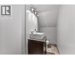140 VICTORIA STREET South - 27