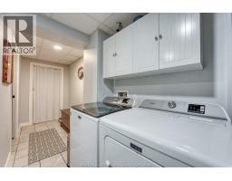411 ROSEWOOD DRIVE - 31