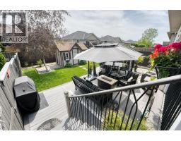 411 ROSEWOOD DRIVE - 36
