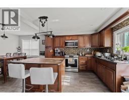 549 CLOVER - 12