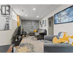 549 CLOVER - 19