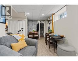 549 CLOVER - 21