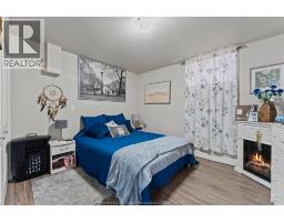 549 CLOVER - 25