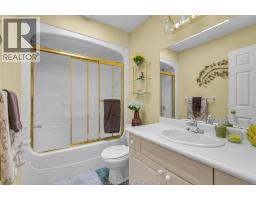 435 THORN RIDGE CRESCENT - 11