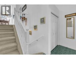 435 THORN RIDGE CRESCENT - 12