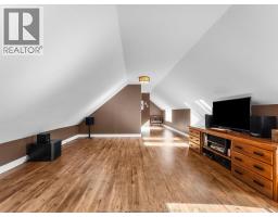 266 EAST BEACH ROAD - 33