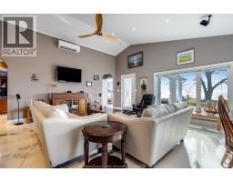952 Hiawatha Beach - 11