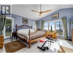 952 Hiawatha Beach - 18