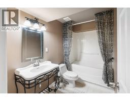 11827 BOULDER CRESCENT - 33