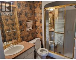 315 VILLAGE GROVE UnitNo. 506 - 12
