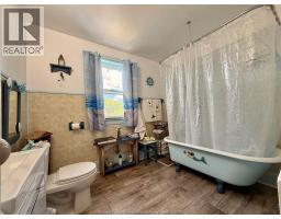 382 PINE STREET - 11