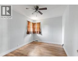 3833 VAUGHAN - 10