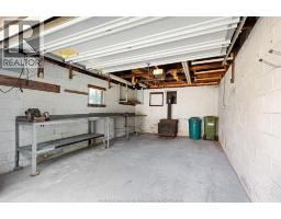 3833 VAUGHAN - 27