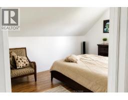 2429 HOWARD AVENUE - 6
