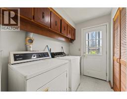 309 Bayview CRESCENT - 11