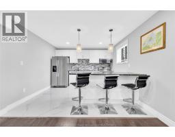 4561 FONTANA AVENUE - 20