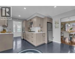 386 WOODRIDGE - 14