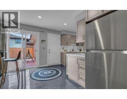 386 WOODRIDGE - 15
