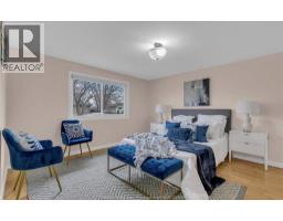 386 WOODRIDGE - 18