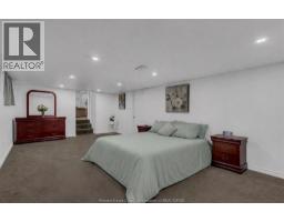 386 WOODRIDGE - 27