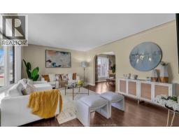 386 WOODRIDGE - 4