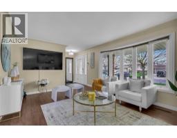 386 WOODRIDGE - 5