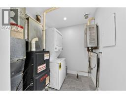 458 ST. PIERRE AVENUE - 21