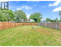 458 ST. PIERRE AVENUE - 30