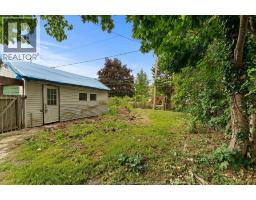 1651 Francois Rd - 32